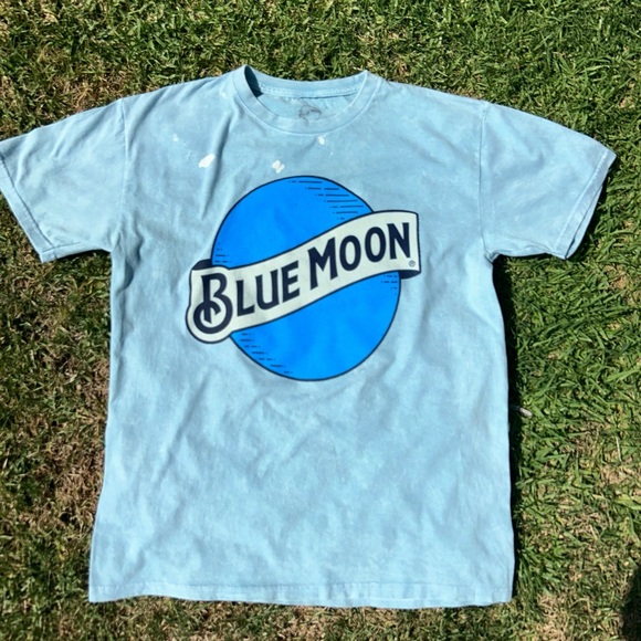 BLUE MOON BEER T-SHIRT SIZE MEDIUM - Picture 1 of 6